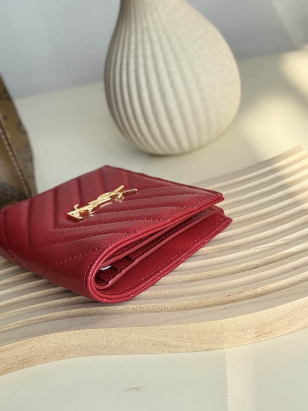 イヴサンローラン財布全体デザイン